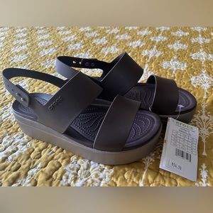 Crocs Brooklyn Low Wedge